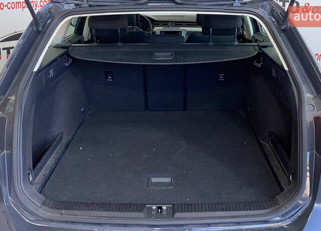 Сірий Фольксваген Пассат, об'ємом двигуна 1.97 л та пробігом 170 тис. км за 15950 $, фото 4 на Automoto.ua