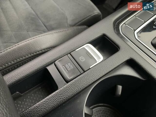 Серый Фольксваген Пассат, объемом двигателя 2 л и пробегом 182 тыс. км за 16455 $, фото 35 на Automoto.ua