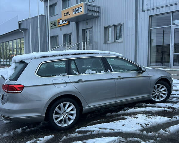 Серый Фольксваген Пассат, объемом двигателя 1.97 л и пробегом 278 тыс. км за 13900 $, фото 35 на Automoto.ua