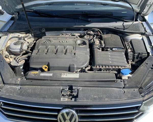 Серый Фольксваген Пассат, объемом двигателя 1.97 л и пробегом 310 тыс. км за 13200 $, фото 15 на Automoto.ua