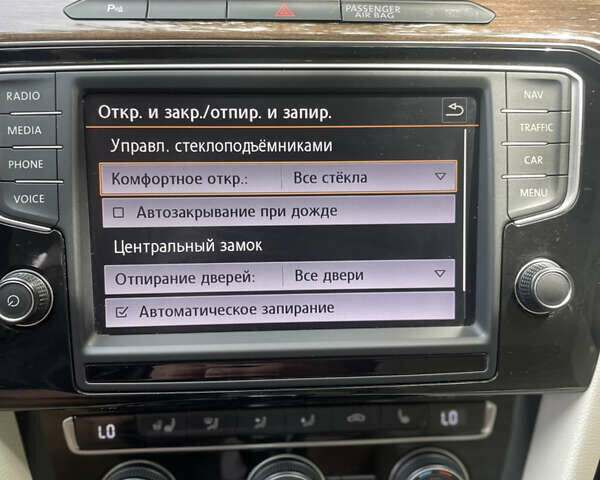 Серый Фольксваген Пассат, объемом двигателя 2 л и пробегом 245 тыс. км за 17995 $, фото 28 на Automoto.ua