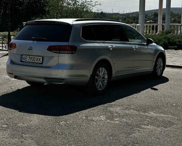 Сірий Фольксваген Пассат, об'ємом двигуна 2 л та пробігом 303 тис. км за 13700 $, фото 7 на Automoto.ua