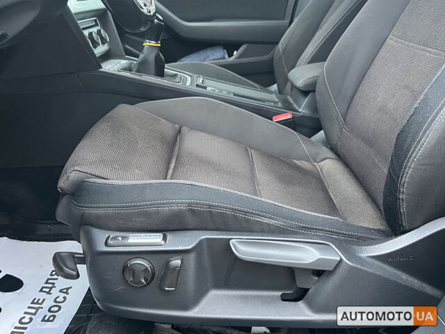 Сірий Фольксваген Пассат, об'ємом двигуна 2 л та пробігом 261 тис. км за 16000 $, фото 10 на Automoto.ua