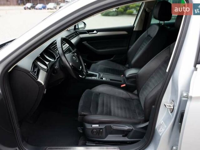 Сірий Фольксваген Пассат, об'ємом двигуна 2 л та пробігом 238 тис. км за 15300 $, фото 14 на Automoto.ua