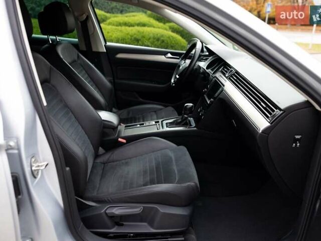 Сірий Фольксваген Пассат, об'ємом двигуна 2 л та пробігом 238 тис. км за 15300 $, фото 23 на Automoto.ua