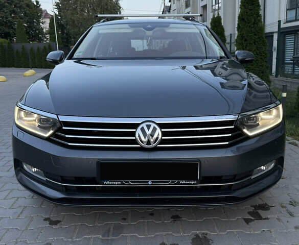 Сірий Фольксваген Пассат, об'ємом двигуна 1.97 л та пробігом 303 тис. км за 14400 $, фото 1 на Automoto.ua