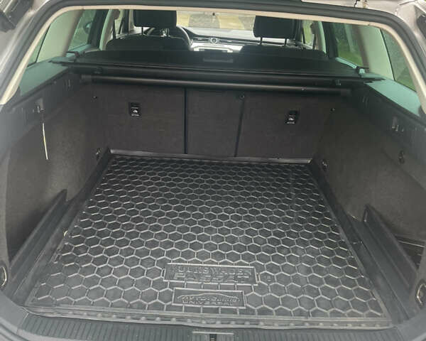 Сірий Фольксваген Пассат, об'ємом двигуна 1.97 л та пробігом 324 тис. км за 15000 $, фото 5 на Automoto.ua