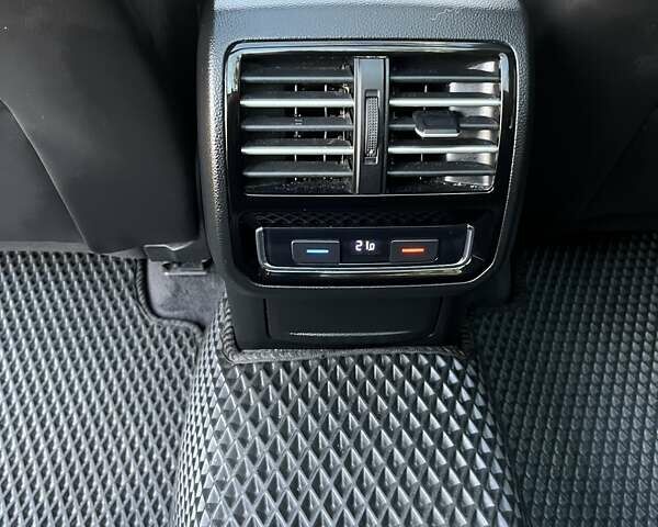 Серый Фольксваген Пассат, объемом двигателя 1.97 л и пробегом 235 тыс. км за 18100 $, фото 13 на Automoto.ua