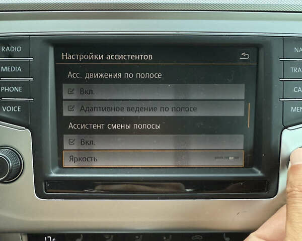 Сірий Фольксваген Пассат, об'ємом двигуна 1.97 л та пробігом 303 тис. км за 14400 $, фото 14 на Automoto.ua