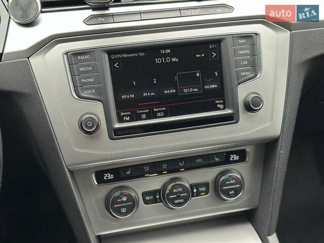 Сірий Фольксваген Пассат, об'ємом двигуна 2 л та пробігом 283 тис. км за 14990 $, фото 29 на Automoto.ua