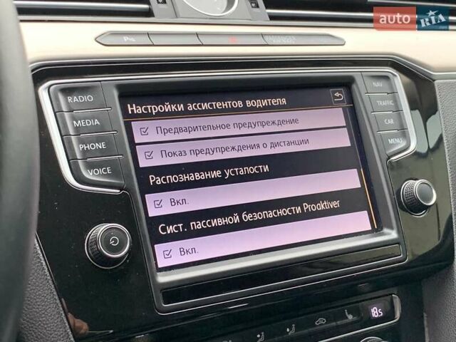 Серый Фольксваген Пассат, объемом двигателя 2 л и пробегом 182 тыс. км за 16455 $, фото 54 на Automoto.ua