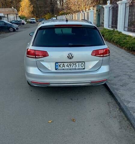 Серый Фольксваген Пассат, объемом двигателя 1.97 л и пробегом 252 тыс. км за 14300 $, фото 4 на Automoto.ua