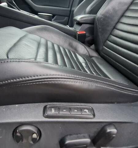 Серый Фольксваген Пассат, объемом двигателя 1.97 л и пробегом 289 тыс. км за 14700 $, фото 4 на Automoto.ua