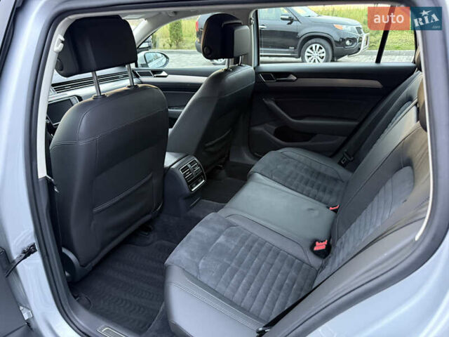 Серый Фольксваген Пассат, объемом двигателя 1.97 л и пробегом 240 тыс. км за 14900 $, фото 12 на Automoto.ua