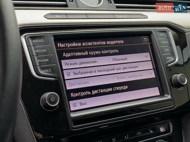 Серый Фольксваген Пассат, объемом двигателя 2 л и пробегом 182 тыс. км за 16455 $, фото 53 на Automoto.ua