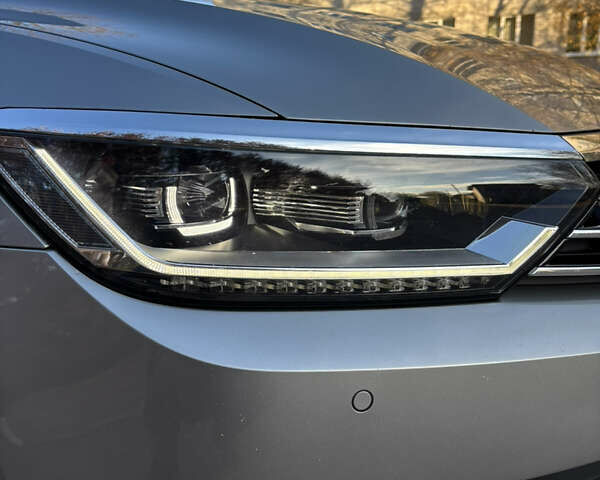 Серый Фольксваген Пассат, объемом двигателя 1.97 л и пробегом 263 тыс. км за 13999 $, фото 20 на Automoto.ua