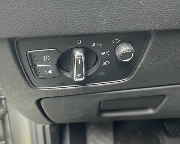 Серый Фольксваген Пассат, объемом двигателя 1.97 л и пробегом 329 тыс. км за 15000 $, фото 4 на Automoto.ua