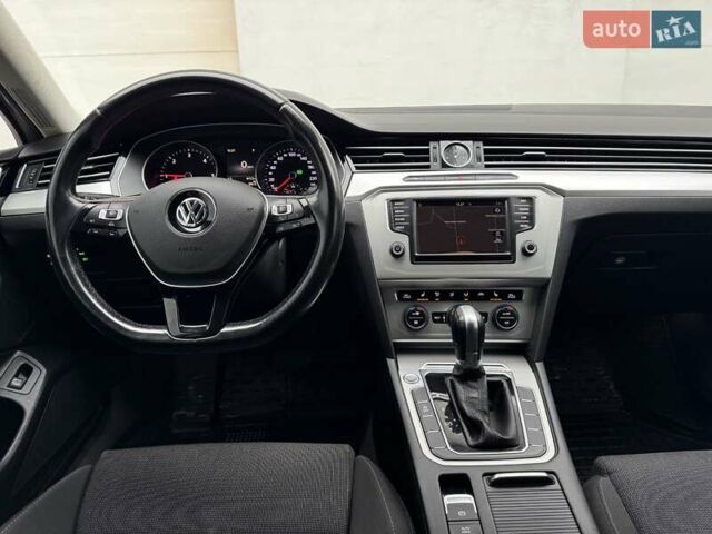 Серый Фольксваген Пассат, объемом двигателя 2 л и пробегом 273 тыс. км за 13800 $, фото 41 на Automoto.ua