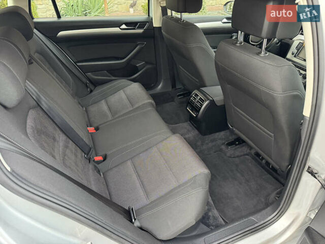 Серый Фольксваген Пассат, объемом двигателя 2 л и пробегом 248 тыс. км за 13750 $, фото 16 на Automoto.ua