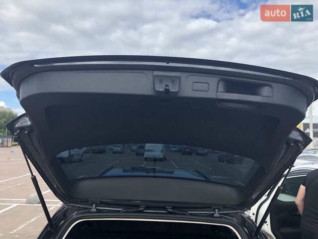 Сірий Фольксваген Пассат, об'ємом двигуна 2 л та пробігом 243 тис. км за 14800 $, фото 9 на Automoto.ua