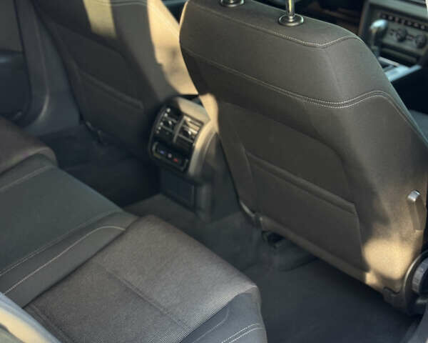 Серый Фольксваген Пассат, объемом двигателя 2 л и пробегом 285 тыс. км за 13700 $, фото 9 на Automoto.ua