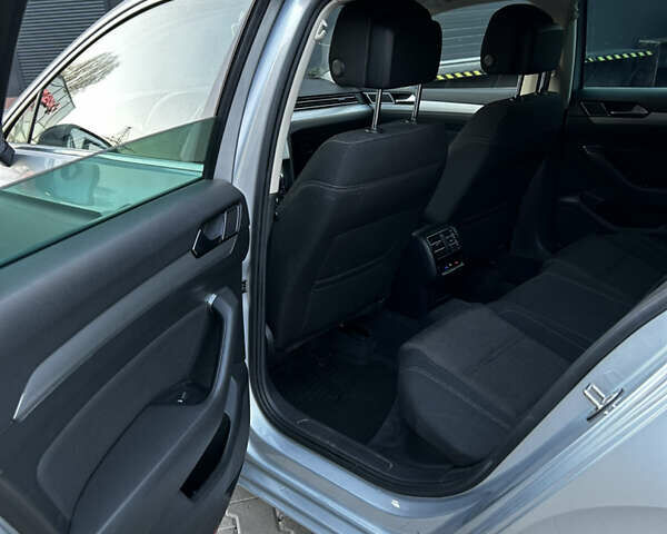 Серый Фольксваген Пассат, объемом двигателя 1.97 л и пробегом 310 тыс. км за 14700 $, фото 10 на Automoto.ua