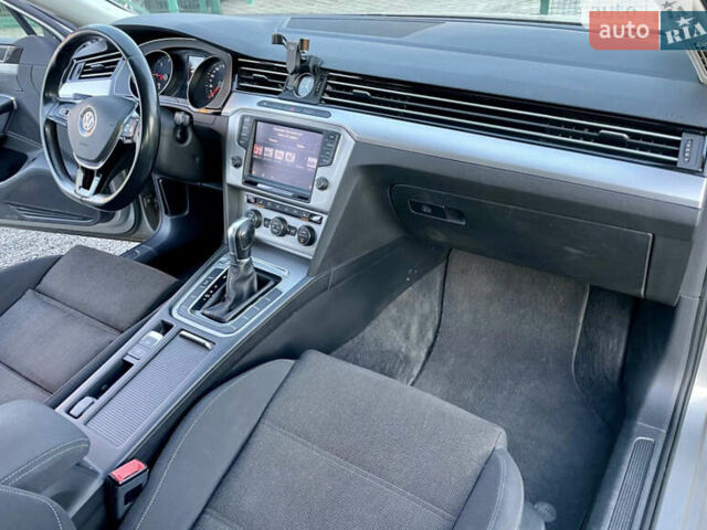 Серый Фольксваген Пассат, объемом двигателя 1.97 л и пробегом 278 тыс. км за 13900 $, фото 31 на Automoto.ua