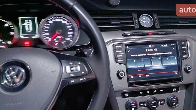 Серый Фольксваген Пассат, объемом двигателя 1.6 л и пробегом 235 тыс. км за 12800 $, фото 7 на Automoto.ua