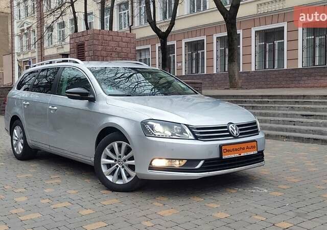 Серый Фольксваген Пассат, объемом двигателя 1.97 л и пробегом 216 тыс. км за 13999 $, фото 2 на Automoto.ua