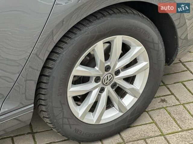 Сірий Фольксваген Пассат, об'ємом двигуна 2 л та пробігом 283 тис. км за 14990 $, фото 12 на Automoto.ua