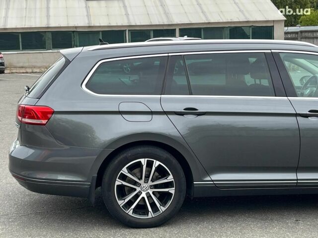 Серый Фольксваген Пассат, объемом двигателя 2 л и пробегом 300 тыс. км за 15390 $, фото 11 на Automoto.ua