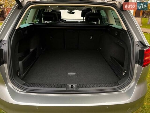 Фольксваген Пассат 2015 в Ивано-Франковске на Automoto.ua Серый Фольксваген Пассат, объемом двигателя 1.97 л и пробегом 293 тыс. км за 17600 $, фото 10 на Automoto.ua