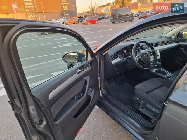 Сірий Фольксваген Пассат, об'ємом двигуна 1.97 л та пробігом 300 тис. км за 14200 $, фото 18 на Automoto.ua