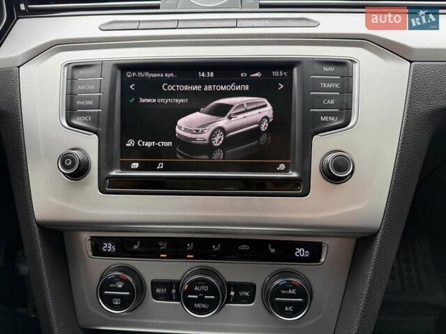 Серый Фольксваген Пассат, объемом двигателя 1.6 л и пробегом 325 тыс. км за 12200 $, фото 14 на Automoto.ua