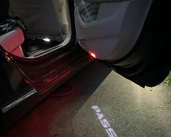 Серый Фольксваген Пассат, объемом двигателя 2 л и пробегом 245 тыс. км за 17995 $, фото 73 на Automoto.ua