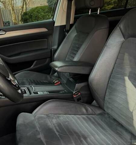 Сірий Фольксваген Пассат, об'ємом двигуна 1.97 л та пробігом 253 тис. км за 17100 $, фото 10 на Automoto.ua