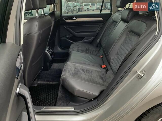 Серый Фольксваген Пассат, объемом двигателя 2 л и пробегом 182 тыс. км за 16455 $, фото 27 на Automoto.ua