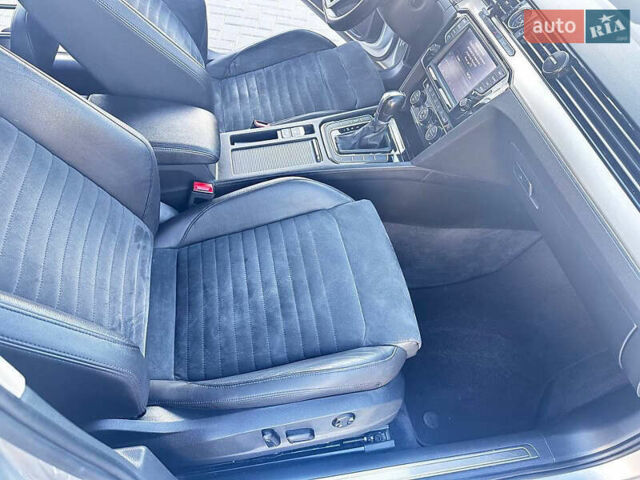 Серый Фольксваген Пассат, объемом двигателя 1.97 л и пробегом 207 тыс. км за 17000 $, фото 7 на Automoto.ua