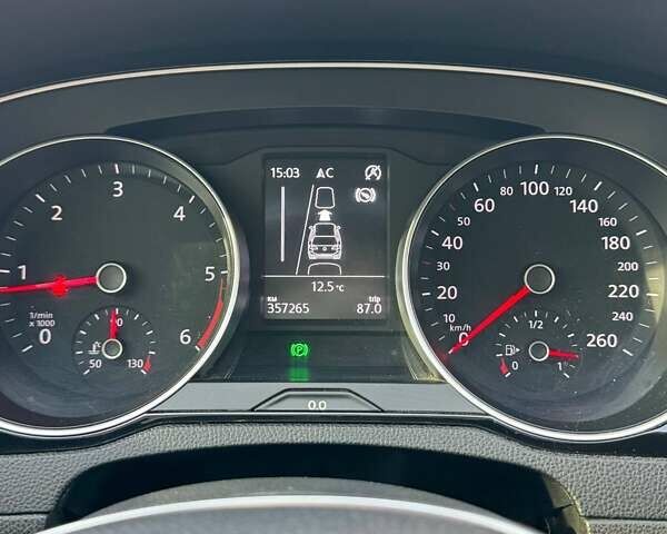 Сірий Фольксваген Пассат, об'ємом двигуна 1.6 л та пробігом 357 тис. км за 12999 $, фото 21 на Automoto.ua