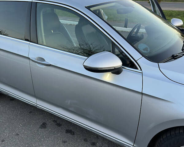 Серый Фольксваген Пассат, объемом двигателя 2 л и пробегом 425 тыс. км за 11500 $, фото 2 на Automoto.ua