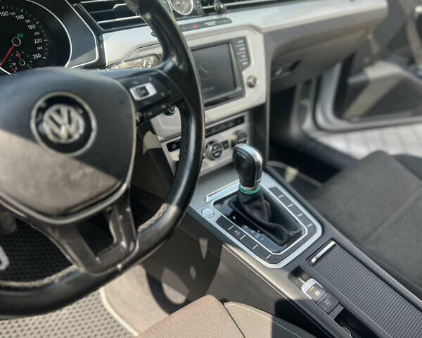 Сірий Фольксваген Пассат, об'ємом двигуна 1.97 л та пробігом 285 тис. км за 14500 $, фото 16 на Automoto.ua