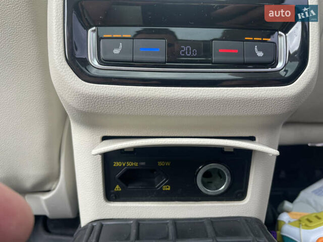 Серый Фольксваген Пассат, объемом двигателя 2 л и пробегом 245 тыс. км за 17995 $, фото 46 на Automoto.ua