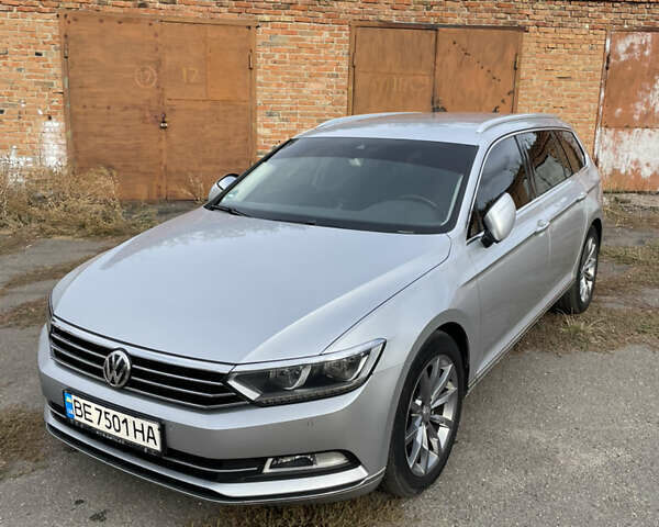 Серый Фольксваген Пассат, объемом двигателя 1.97 л и пробегом 326 тыс. км за 15999 $, фото 2 на Automoto.ua