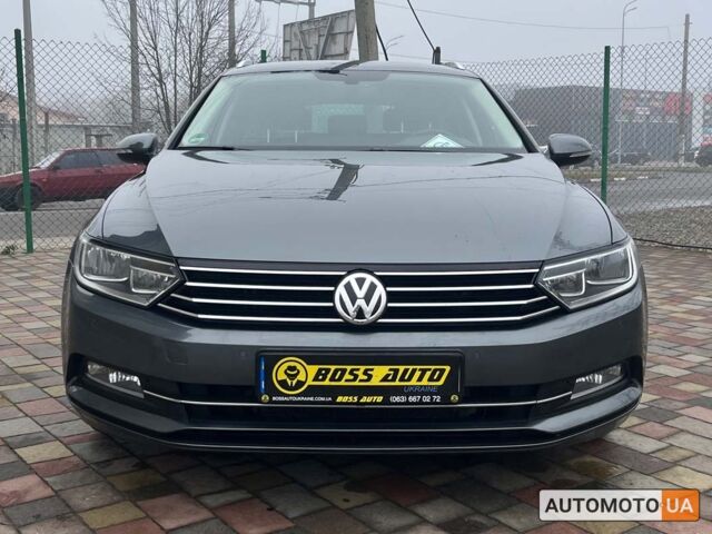 Сірий Фольксваген Пассат, об'ємом двигуна 2 л та пробігом 261 тис. км за 16000 $, фото 1 на Automoto.ua