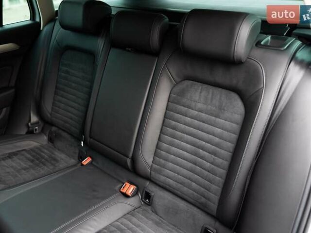 Сірий Фольксваген Пассат, об'ємом двигуна 2 л та пробігом 238 тис. км за 15300 $, фото 24 на Automoto.ua