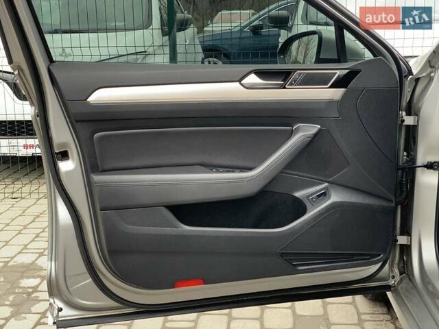 Серый Фольксваген Пассат, объемом двигателя 2 л и пробегом 182 тыс. км за 16455 $, фото 23 на Automoto.ua