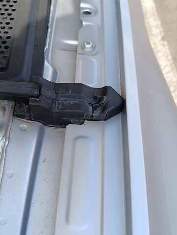 Серый Фольксваген Пассат, объемом двигателя 1.6 л и пробегом 235 тыс. км за 12800 $, фото 49 на Automoto.ua