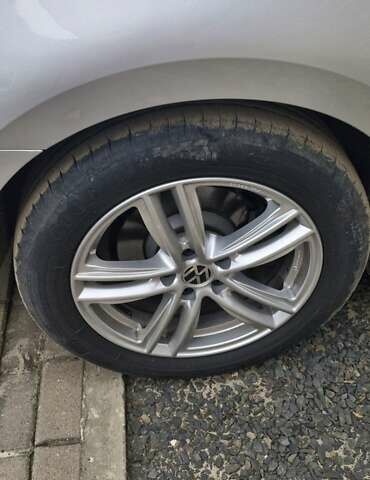 Сірий Фольксваген Пассат, об'ємом двигуна 1.97 л та пробігом 285 тис. км за 14000 $, фото 27 на Automoto.ua