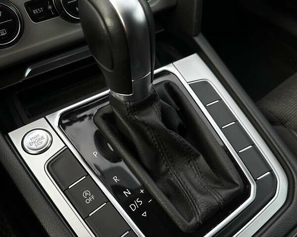 Сірий Фольксваген Пассат, об'ємом двигуна 1.97 л та пробігом 297 тис. км за 14600 $, фото 30 на Automoto.ua