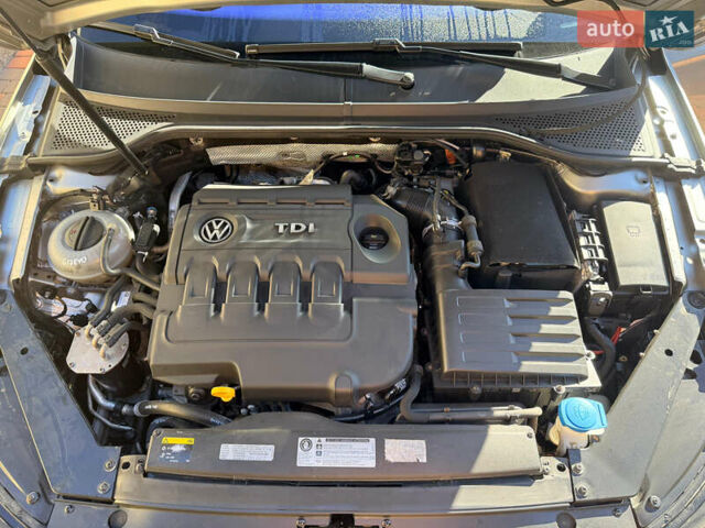 Серый Фольксваген Пассат, объемом двигателя 1.97 л и пробегом 305 тыс. км за 14500 $, фото 10 на Automoto.ua